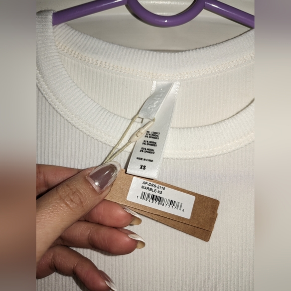 1. NWT SKIMS SOFT LOUNGE CREW NECK LONG DRESS IN MARBLE - Picture 5 of 7